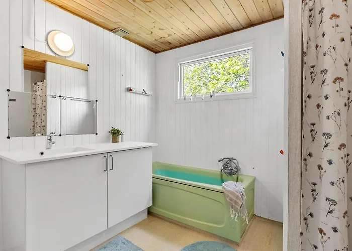 Solbakken Vi Holiday home
