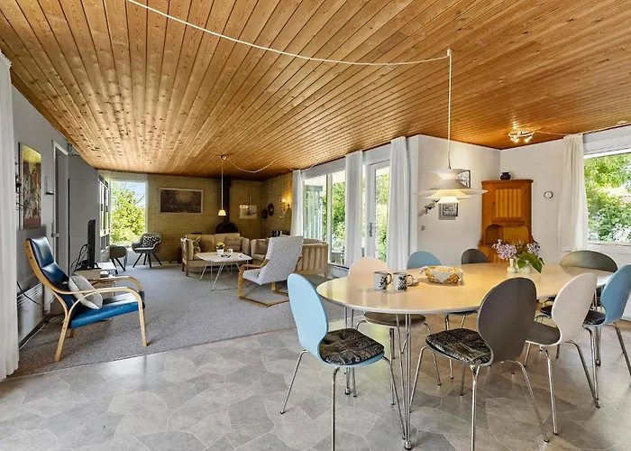 Holiday home Solbakken Vi *